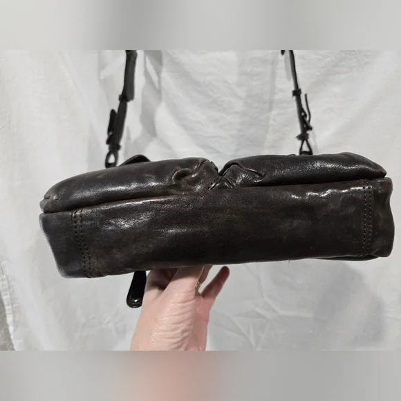 Aunts And Uncles Leather Crossbody Bag Very Good Condition - Picture 3 of 9